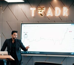 Abhishek Mahankal- TRADR AI